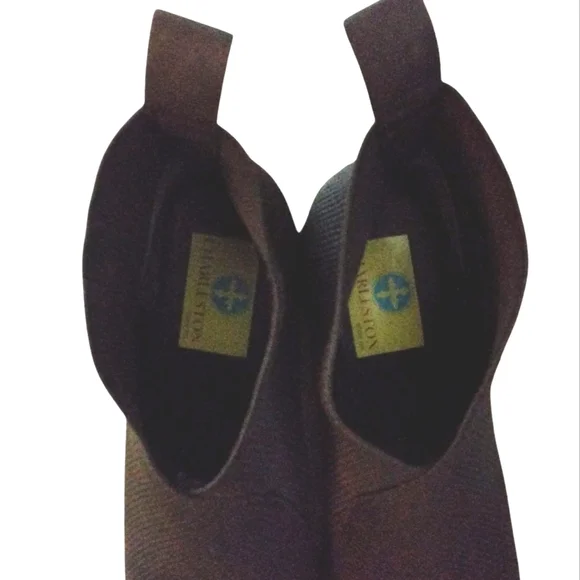 CHARLESTON SHOE CO. Textured Black Booties - Picture 5 of 9